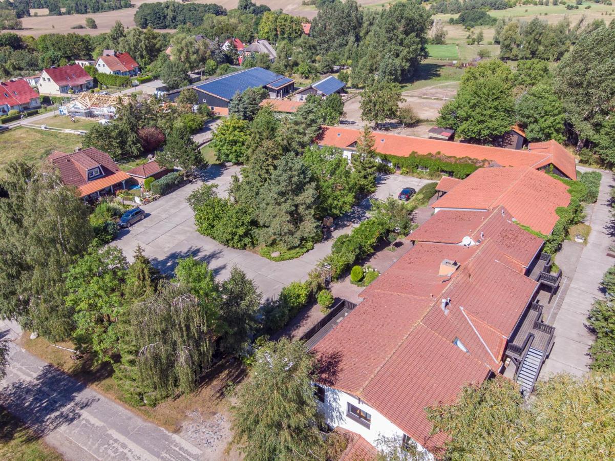 Landpension Dubnitz - Ferienwohnung 1 Сасниц Екстериор снимка