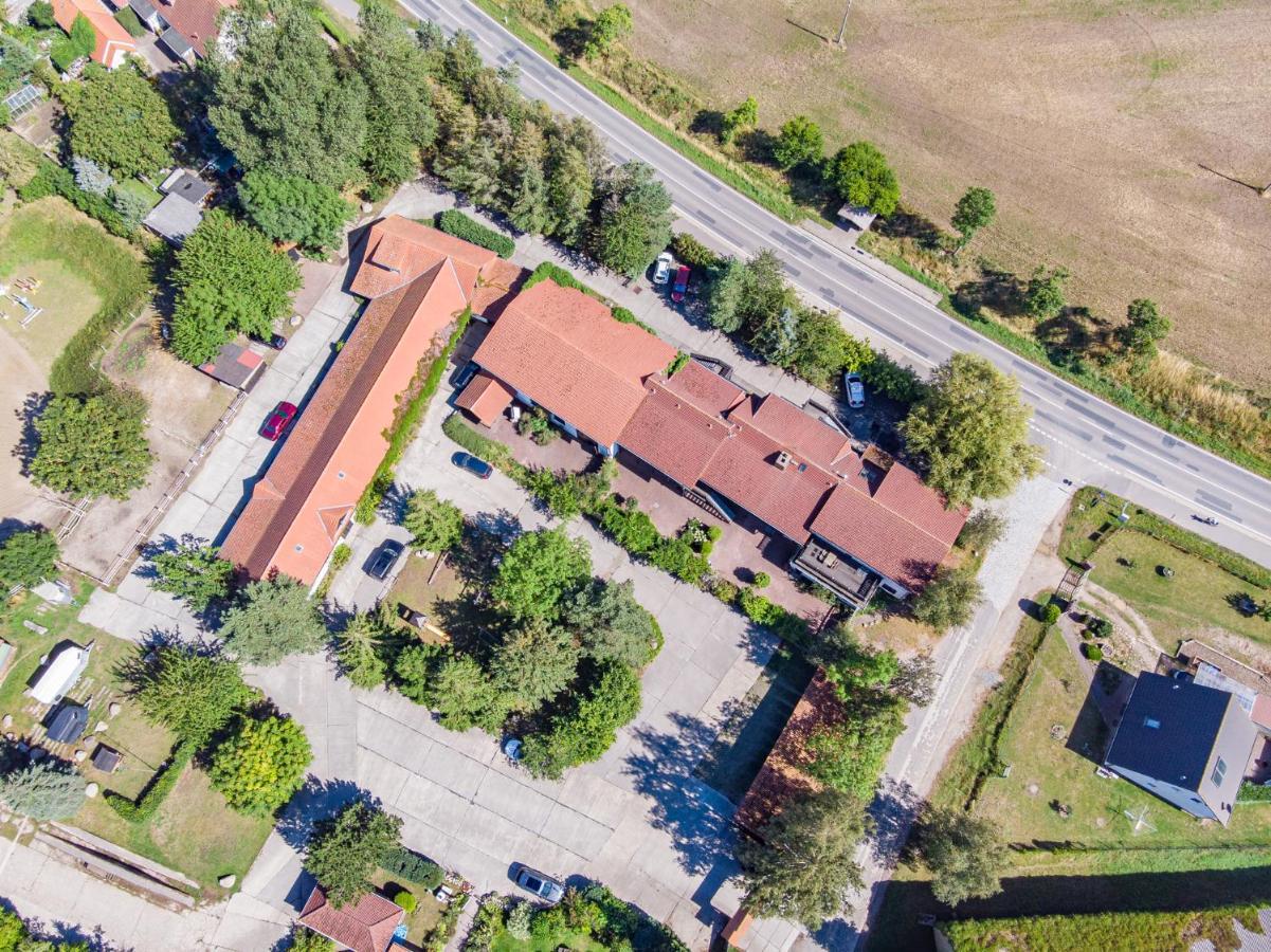 Landpension Dubnitz - Ferienwohnung 1 Сасниц Екстериор снимка