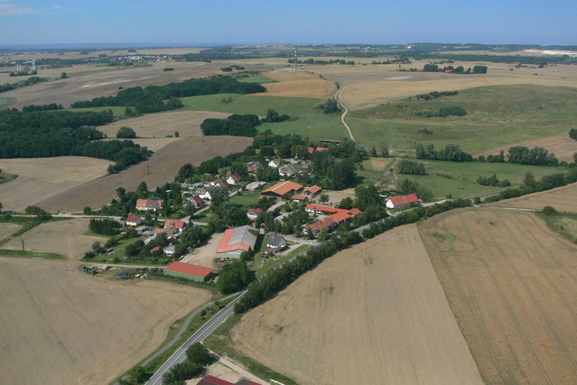 Landpension Dubnitz - Ferienwohnung 1 Сасниц Екстериор снимка